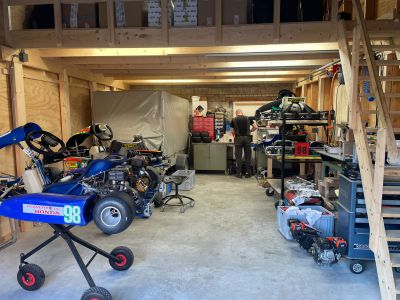 onderhoud is erg belangrijk
ook buiten de racebaan is er werk aan de winkel
